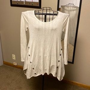 Lightweight top crew neck